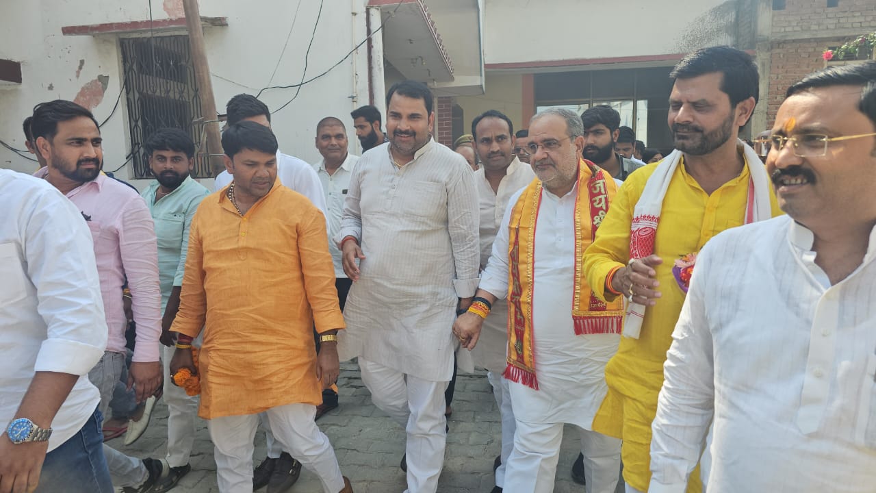 भाजपा प्रदेश अध्यक्ष चौधरी भूपेन्द्र सिंह का कुदरहा आगमन, कार्यकर्ताओं से मिले, संगठन की गतिविधियों पर हुई चर्चा