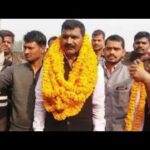 फ़िल्मी अंदाज़ में माफिया रमेश सिंह काका ने किया सरेंडर, मऊ पुलिस देखती रह गई!