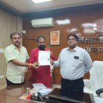 अमहट पुल का मलबा बना प्रदूषण और दुर्गंध की वजह, बीजेपी विधायक ने डीएम से की सफाई कराने की मांग