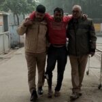 मऊ: ज्वेलरी शॉप लूट के दो फरार शातिर चोरों से पुलिस का एनकाउंटर, एक को लगी गोली