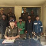 लाइव सीसीटीवी में कैद चोरी, 05 आरोपी गिरफ्तार — सरवां बाजार में सुनार की दुकान में शटर तोड़कर की गई चोरी का पुलिस ने किया खुलासा