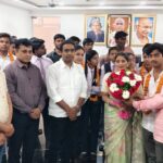 CBSE में राजन इंटरनेशनल एकेडमी का जलवा, 94.7% अंक के साथ छात्रों ने रचा सफलता का इतिहास