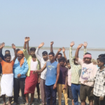 बहराइच में घाघरा कटानरोधी कार्य में अनियमितता का आरोप। जियो बैग में बालू की जगह मिट्टी भरने का दावा